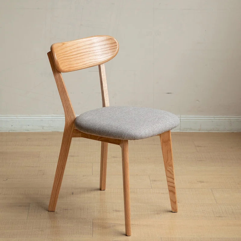 Premium Solid Wood Dining Chair with Exceptional Craftsmanship for Comfortable Seating
